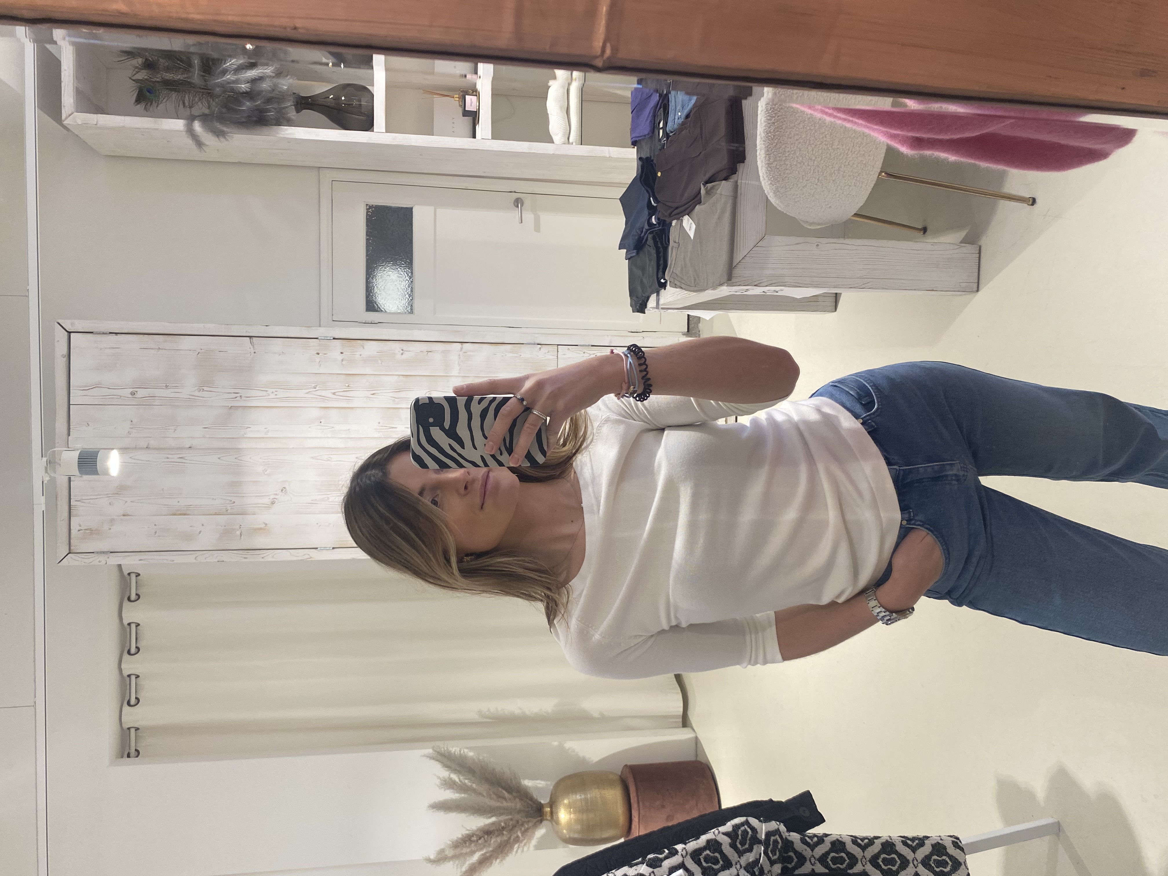 LOT Top Day Off White