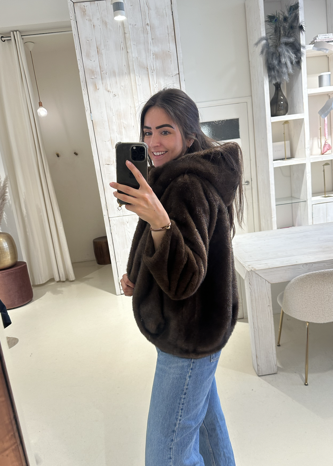 Faux Fur Jas Capuchon Bruin