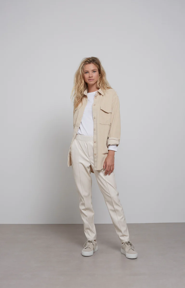 YAYA Corduroy overshirt met lange mouwen, kraag en borstzakken Birch Sand